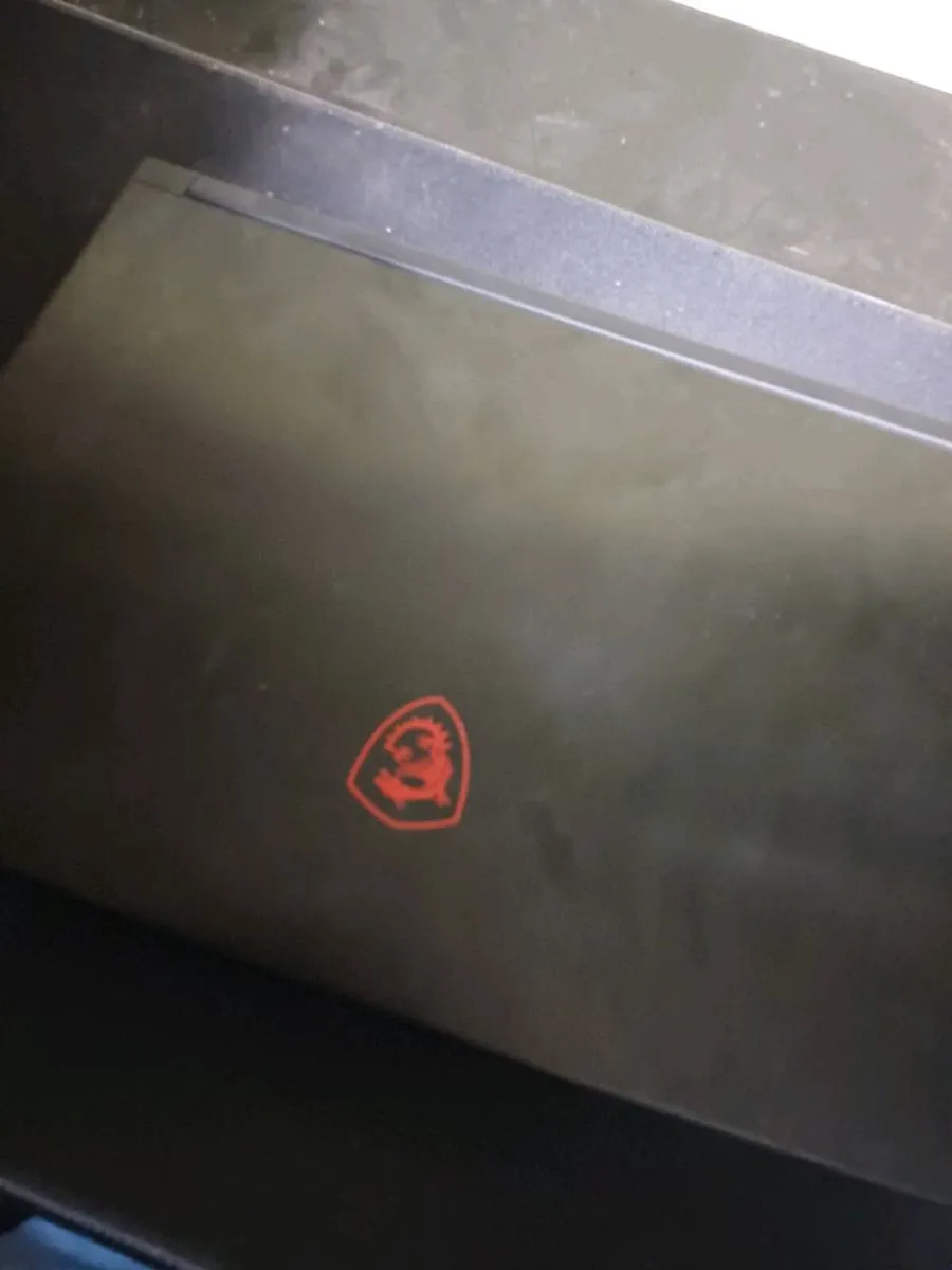 Msi gaming laptop - Image 4
