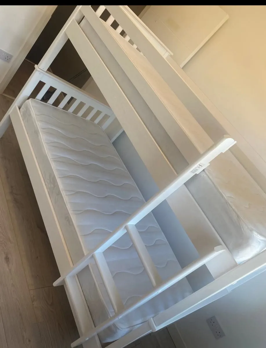 White bunk beds perfect condition - Image 2