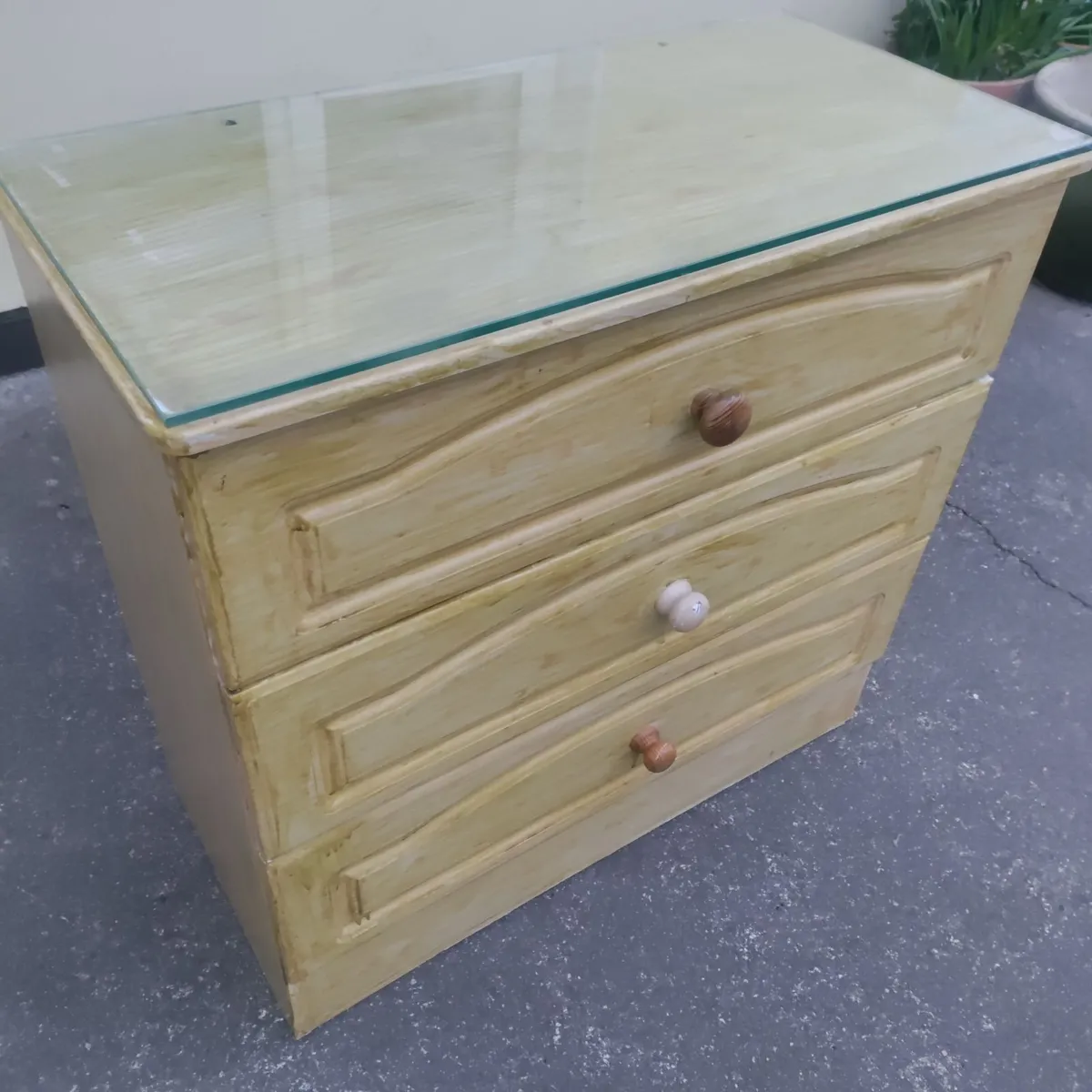 Chest of drawers - Image 1