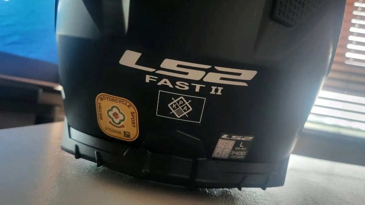 LS2 Helmet - Image 4