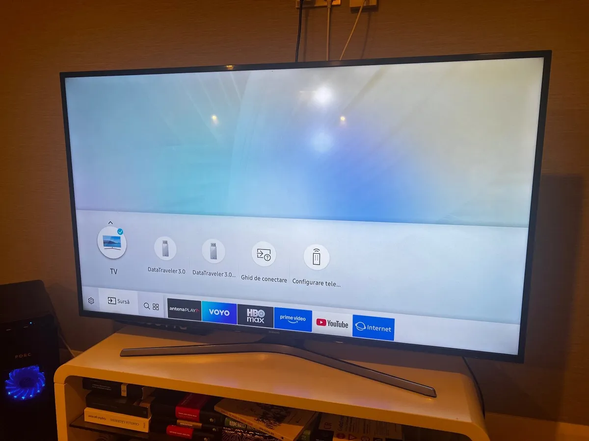 Samsung TV 55-inch 4K Ultra HD Smart - Image 2