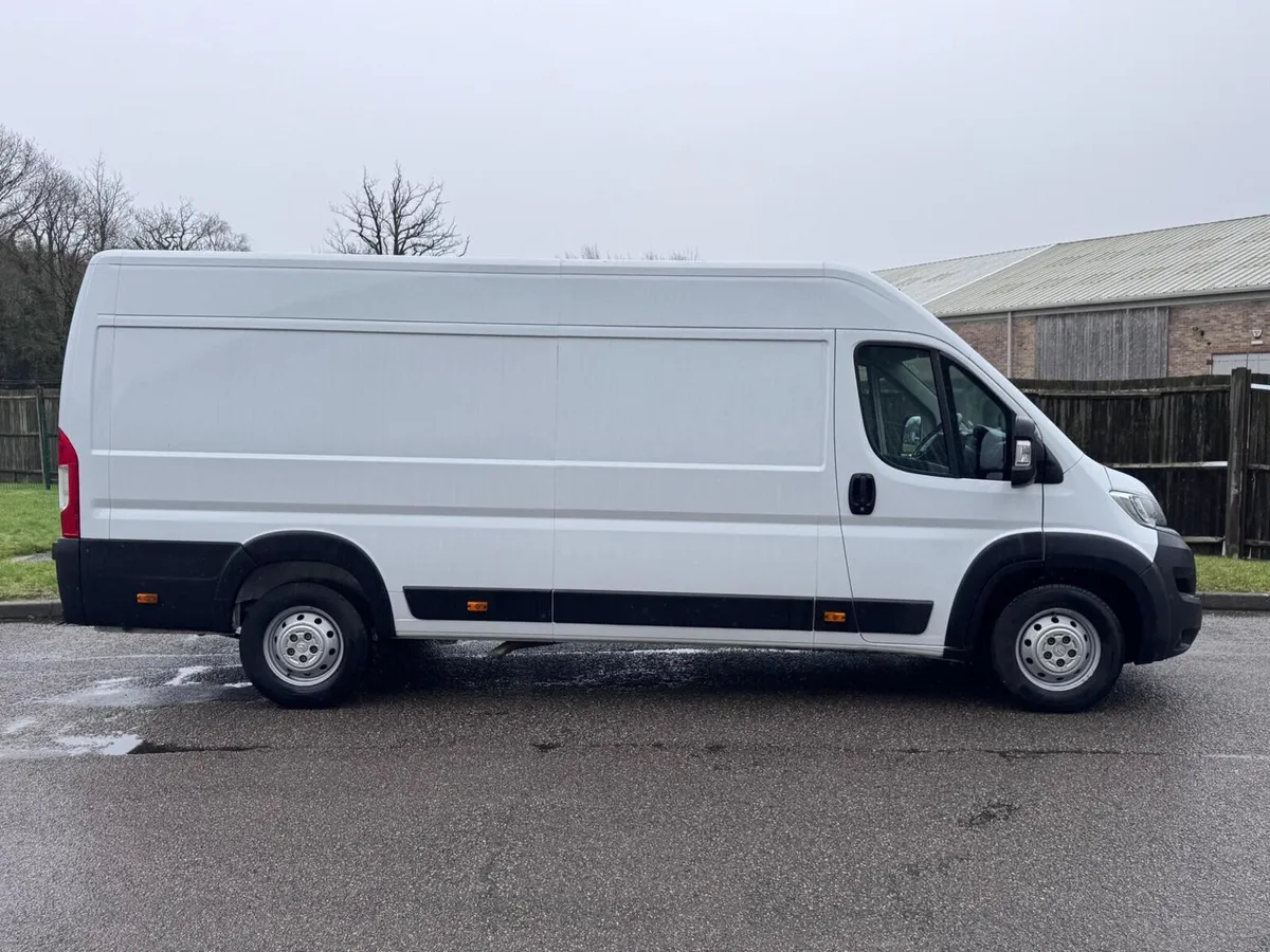 2023 Citroen Relay High Roof Panel Van - Image 1