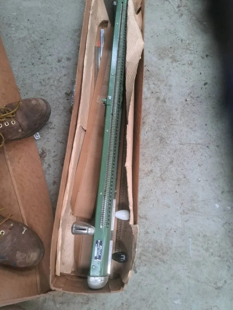 Automatic knittingmachine plus ripper - Image 3