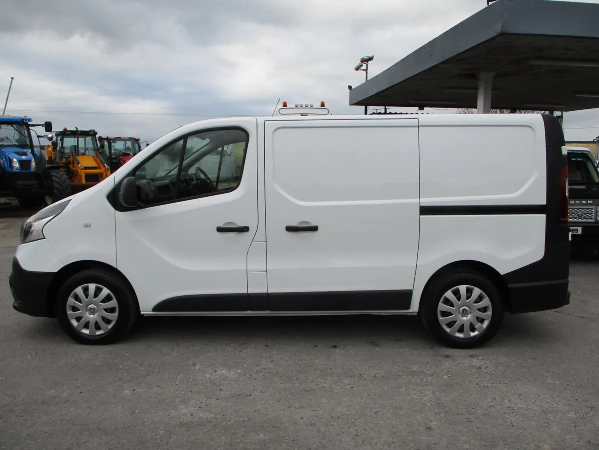 Renault Trafic 1.6 DCI - Image 4