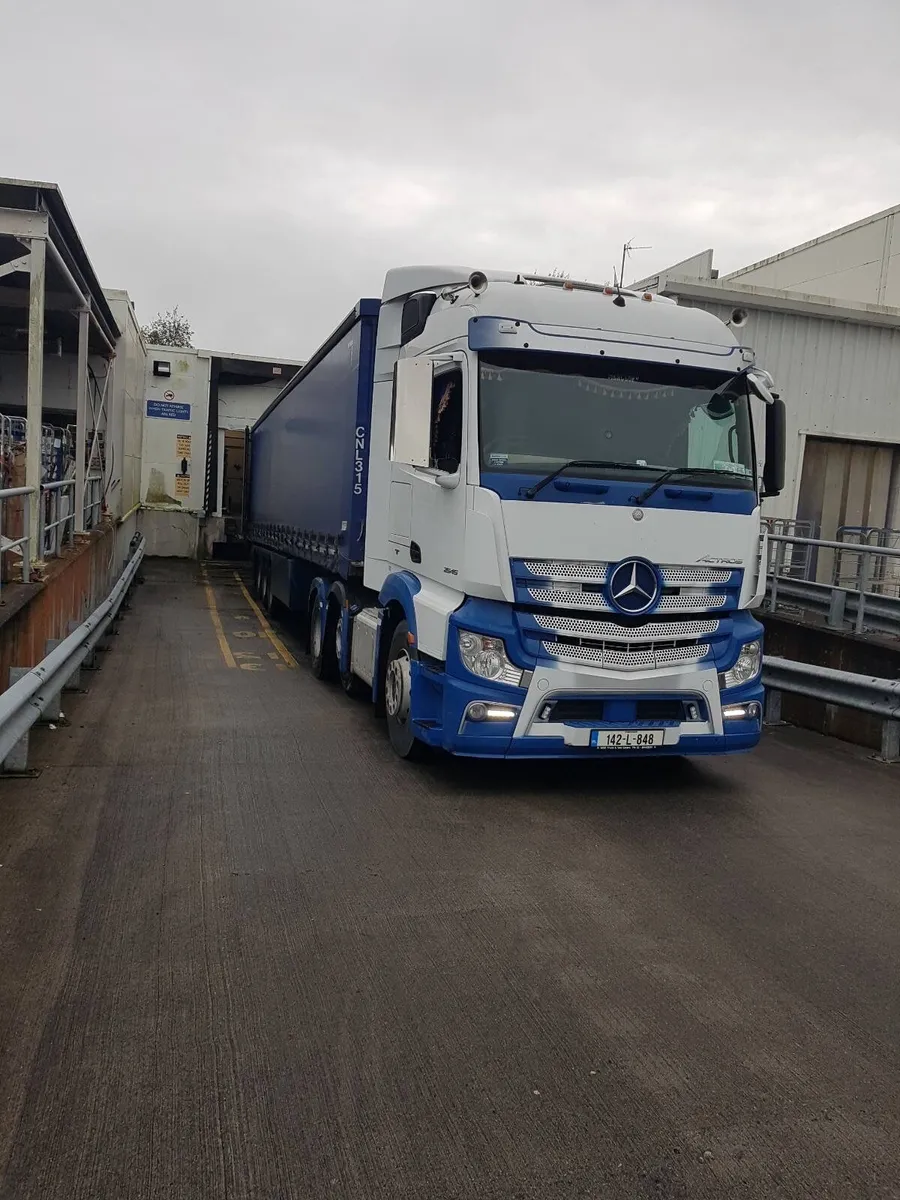 Mercedes-Benz Actros 2014 - Image 1