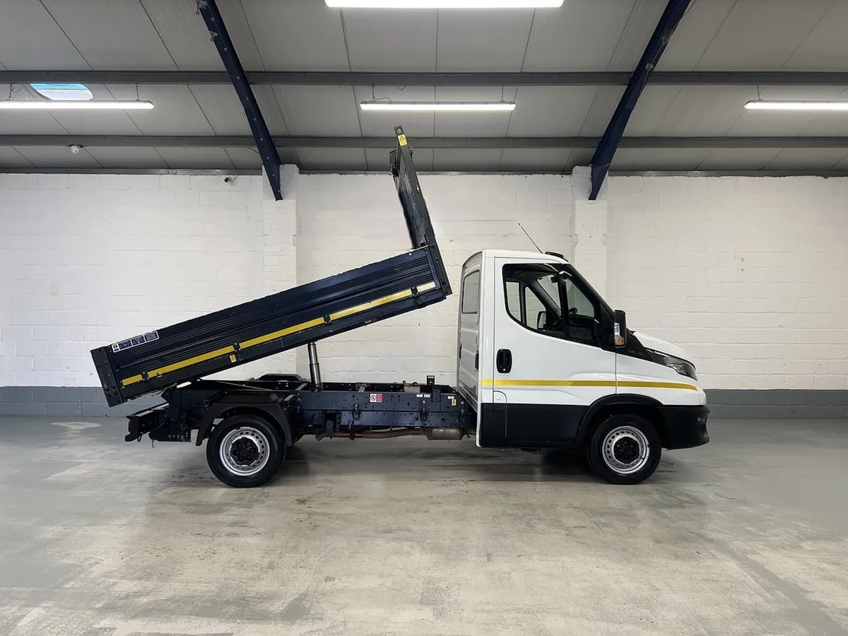 2023 Iveco Daily Tipper Van - Image 1