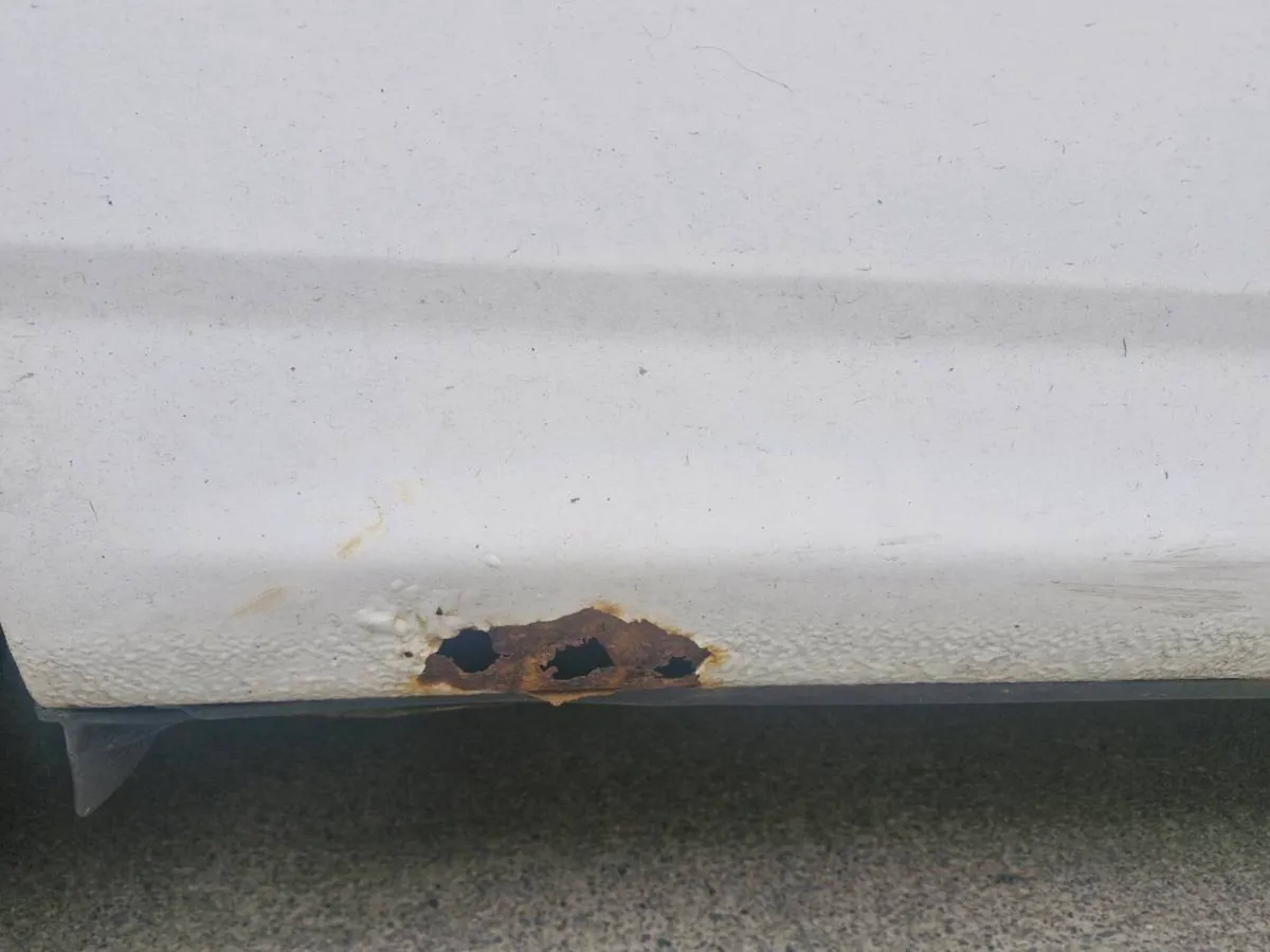 Toyota Corolla van - Image 3