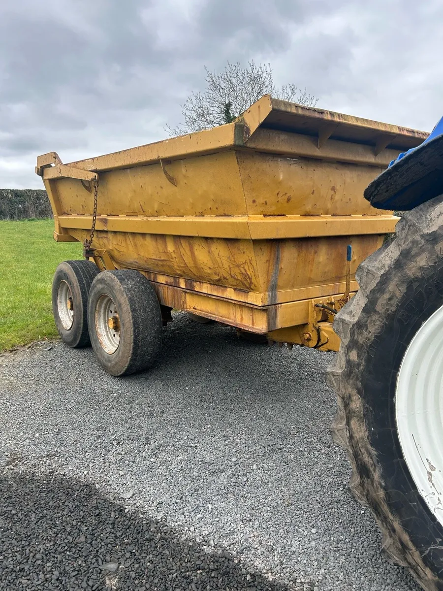 Dump trailer - Image 2