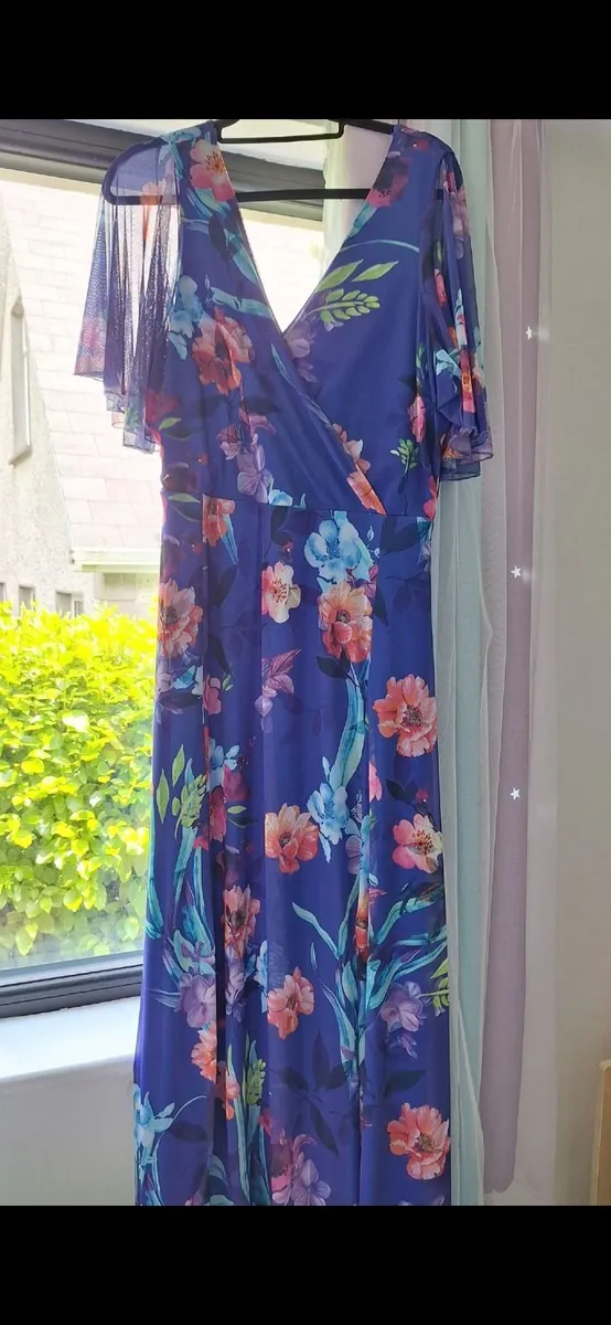 Size 20 maxi dress