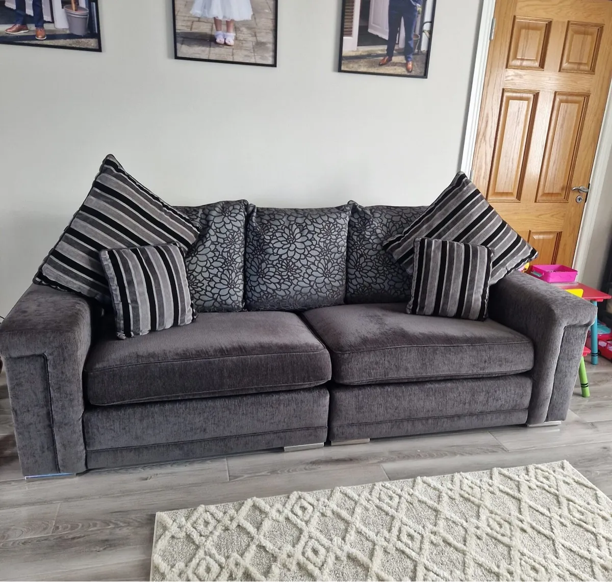 4 seater sofa