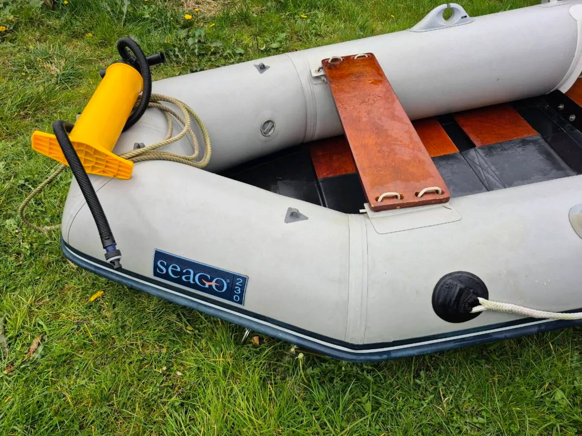 Seago 2.3m inflatable dinghy boat with wheels - Image 4