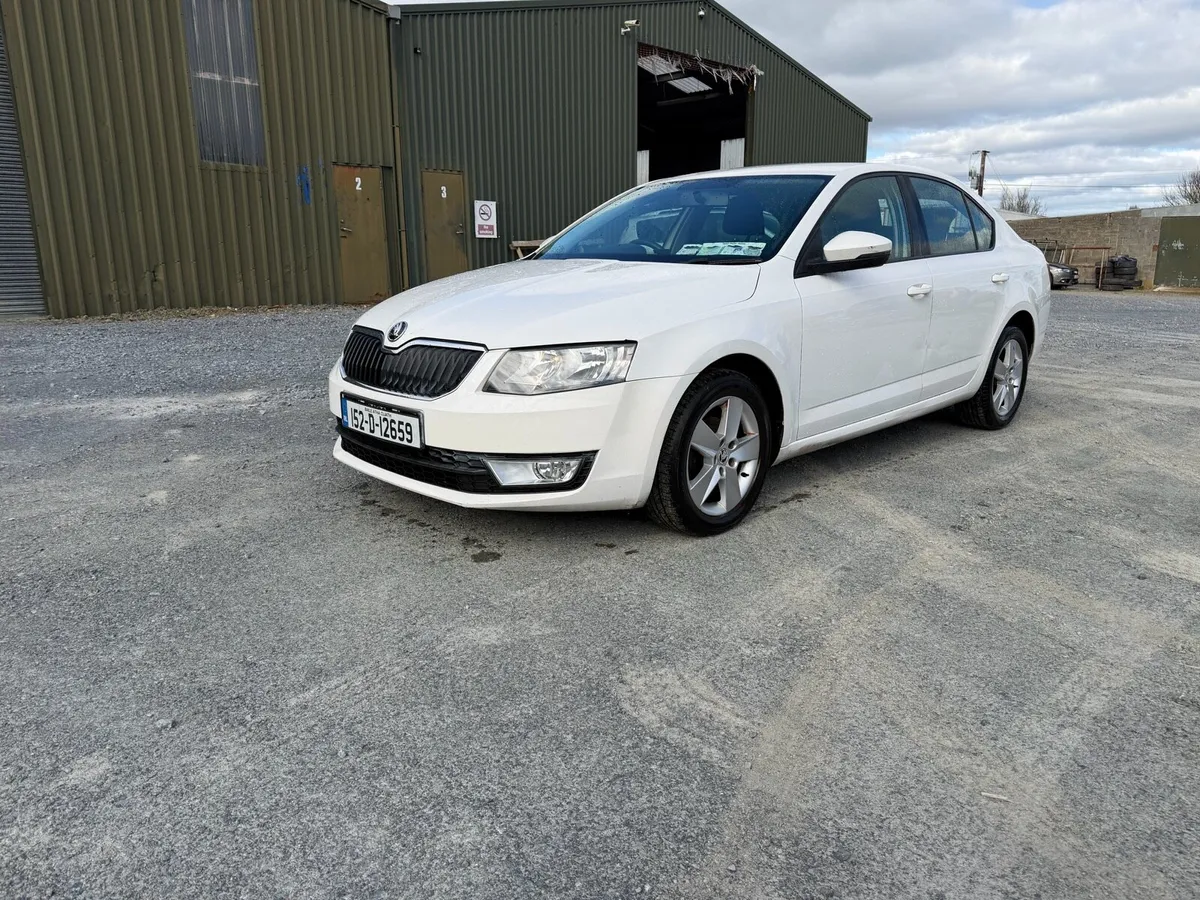 2015 Skoda octavia 1.6 diesel automatic - Image 1