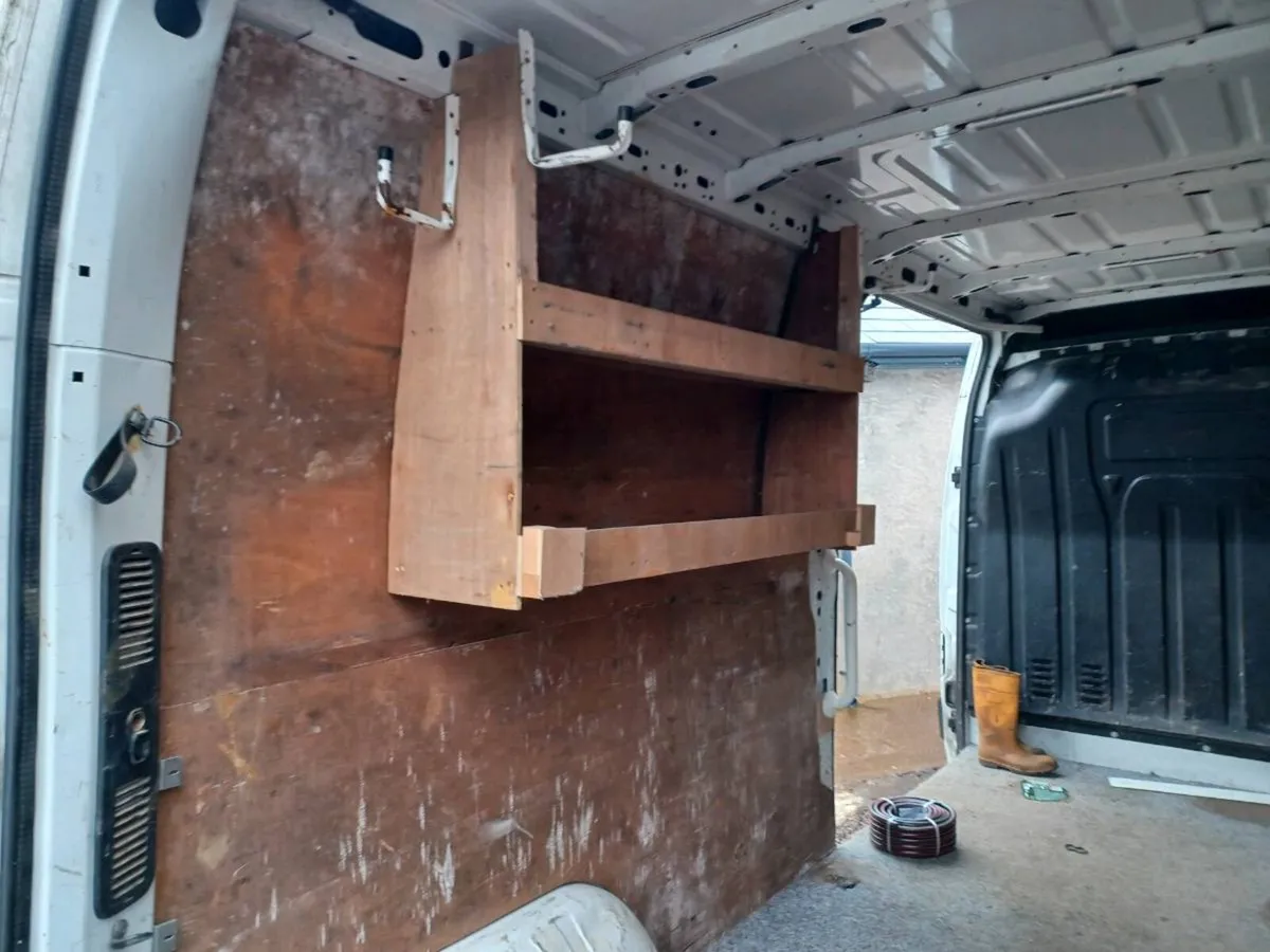 Van shelving - Image 3