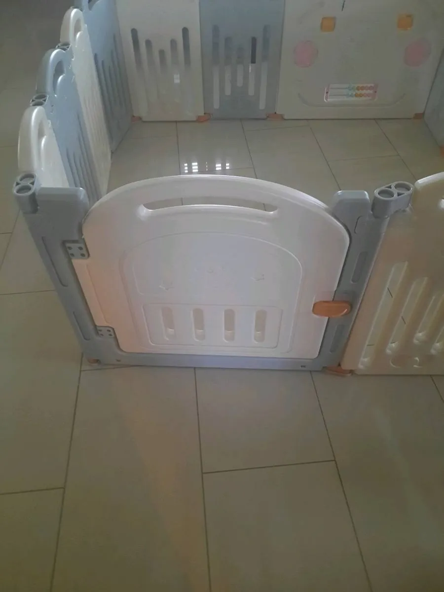 Playpen - Image 2