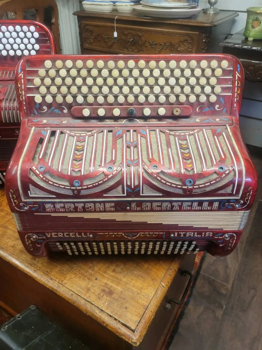 2 accordions 150 eu.each. - Image 3