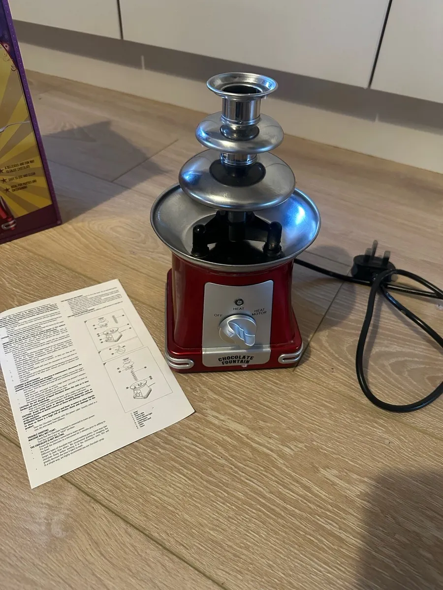 Chocolate Fountain - Image 2