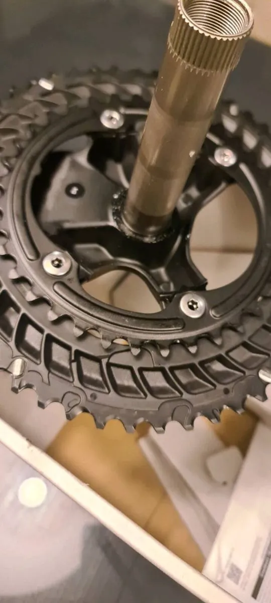Shimano 105 Crankset - Image 2