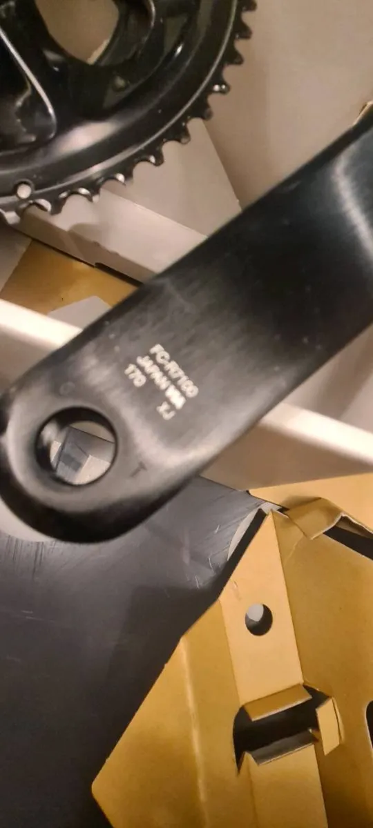 Shimano 105 Crankset - Image 3