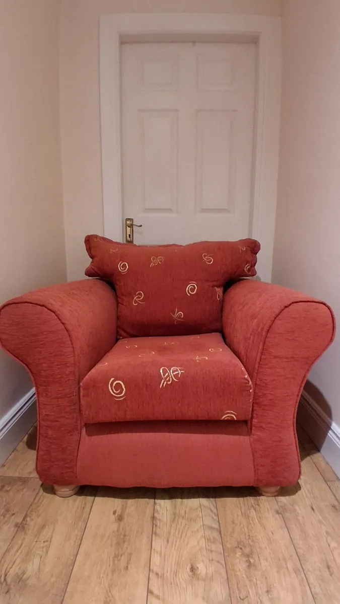 Two fabric armchairs - Image 3