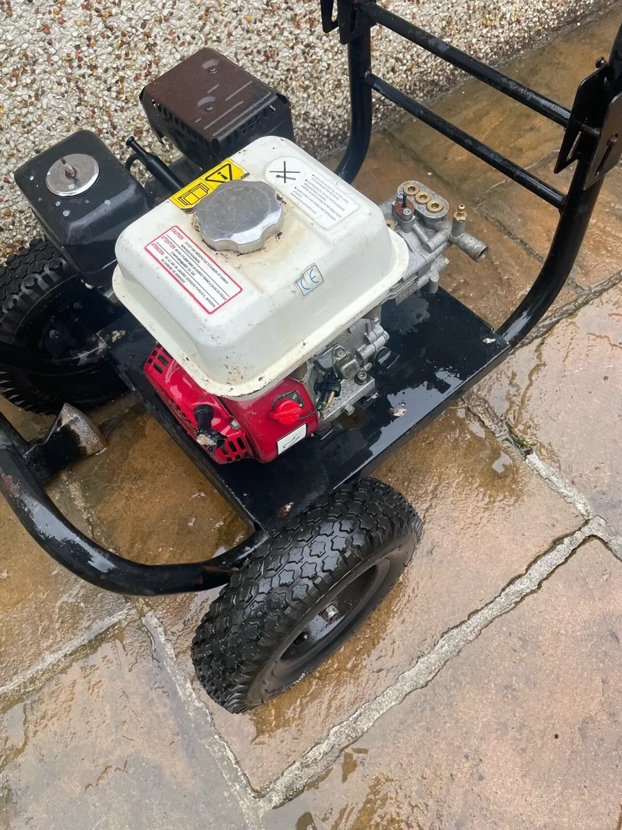Petrol Pressure Washer 3000 Psi - Image 4