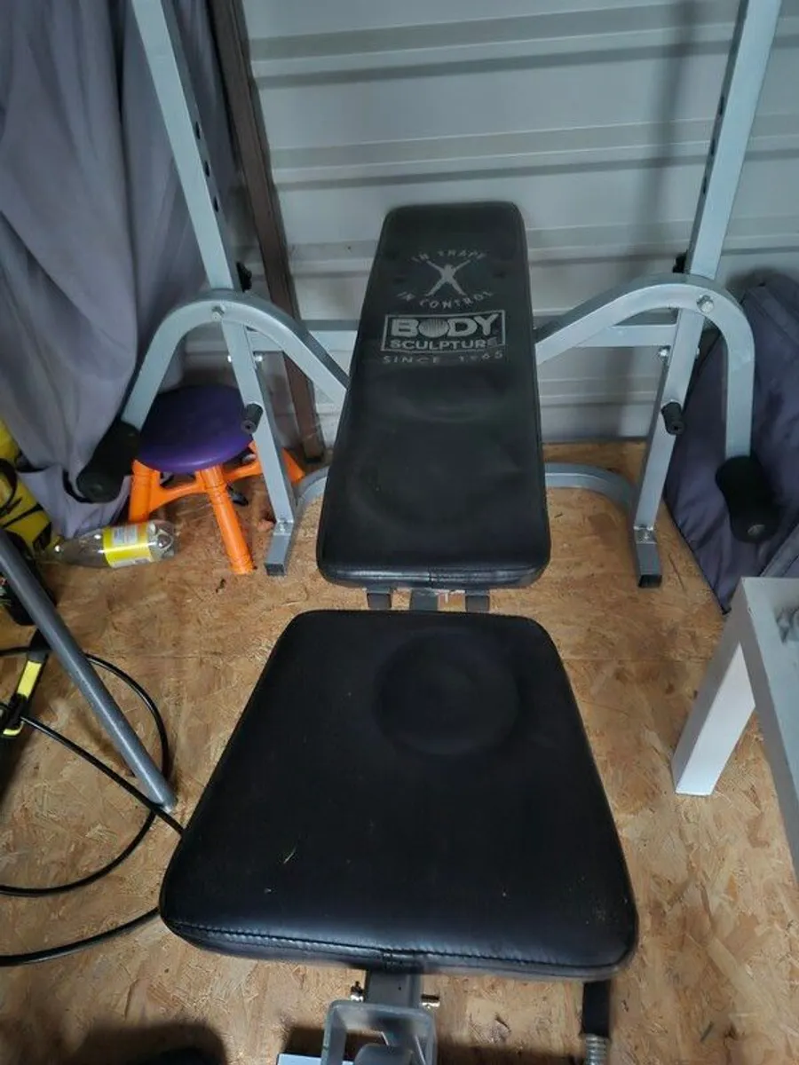 weight bench - Image 2