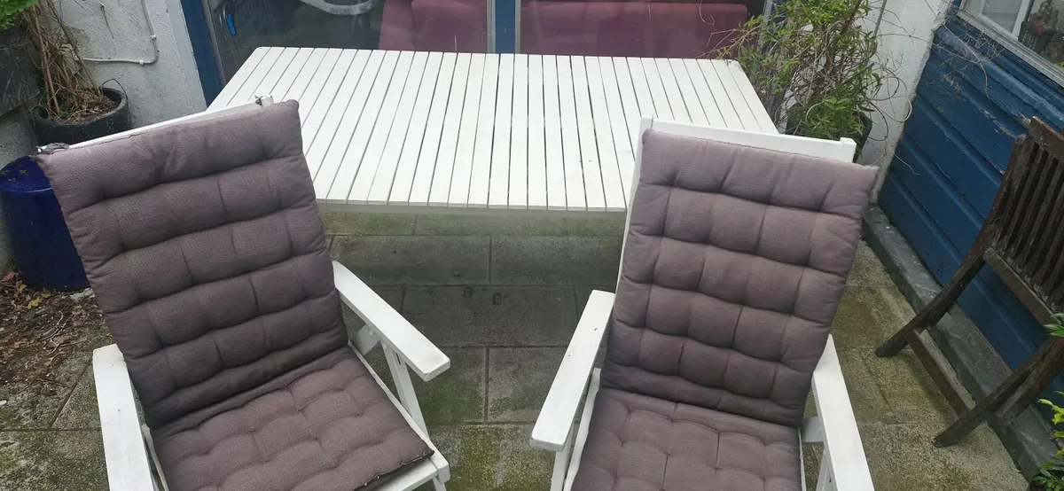 GARDEN FURNITURE - Image 1