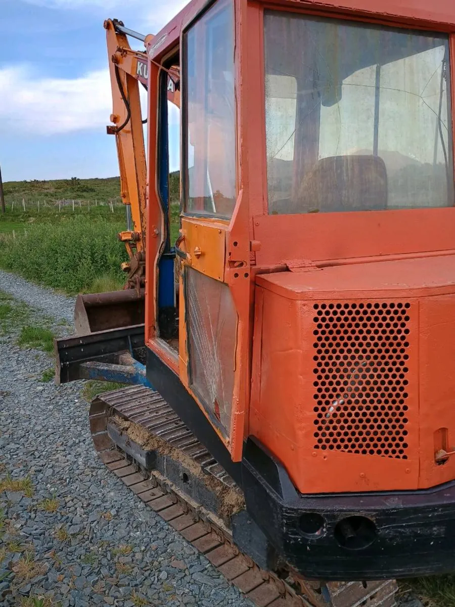 Kubota KH101 Mini Digger 3.5T - Image 4