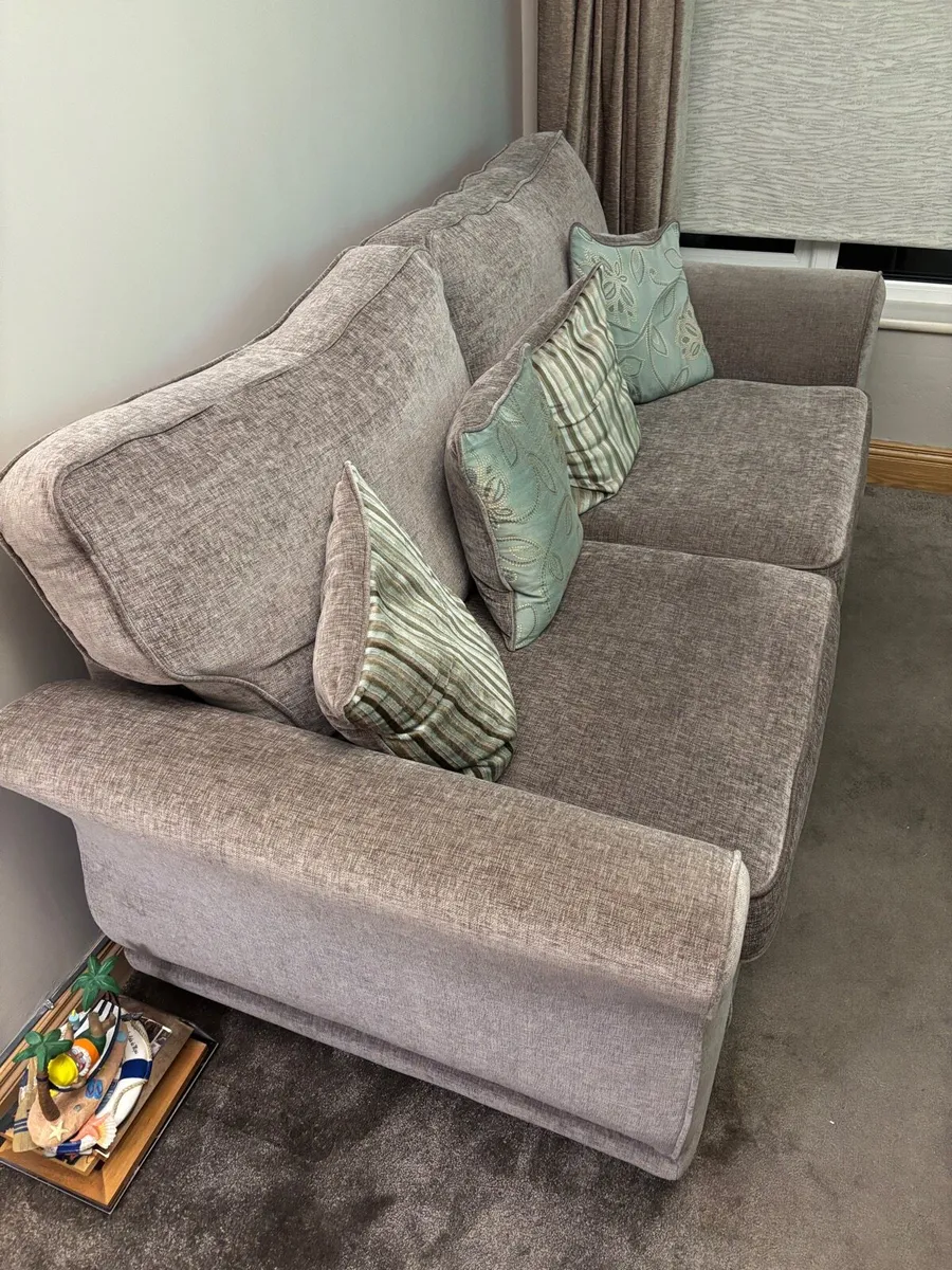 3 Seater Couch - Image 2