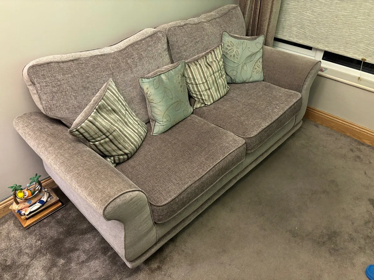 3 Seater Couch - Image 4