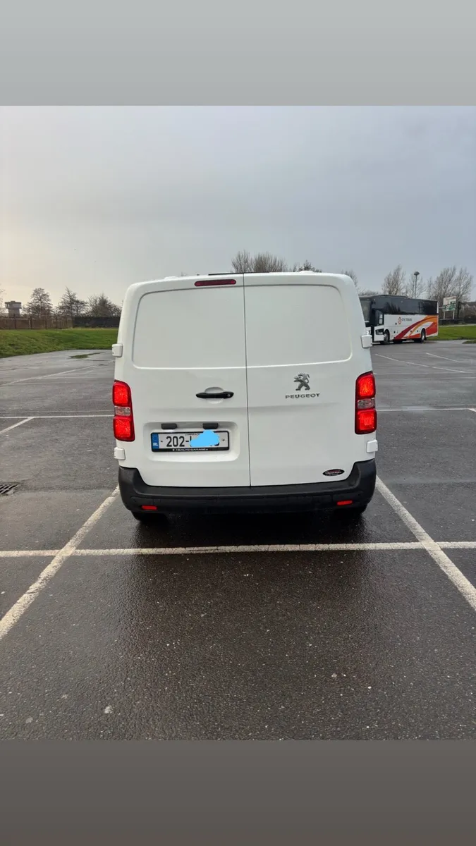 Peugeot Expert Pro *NO VAT* - Image 4