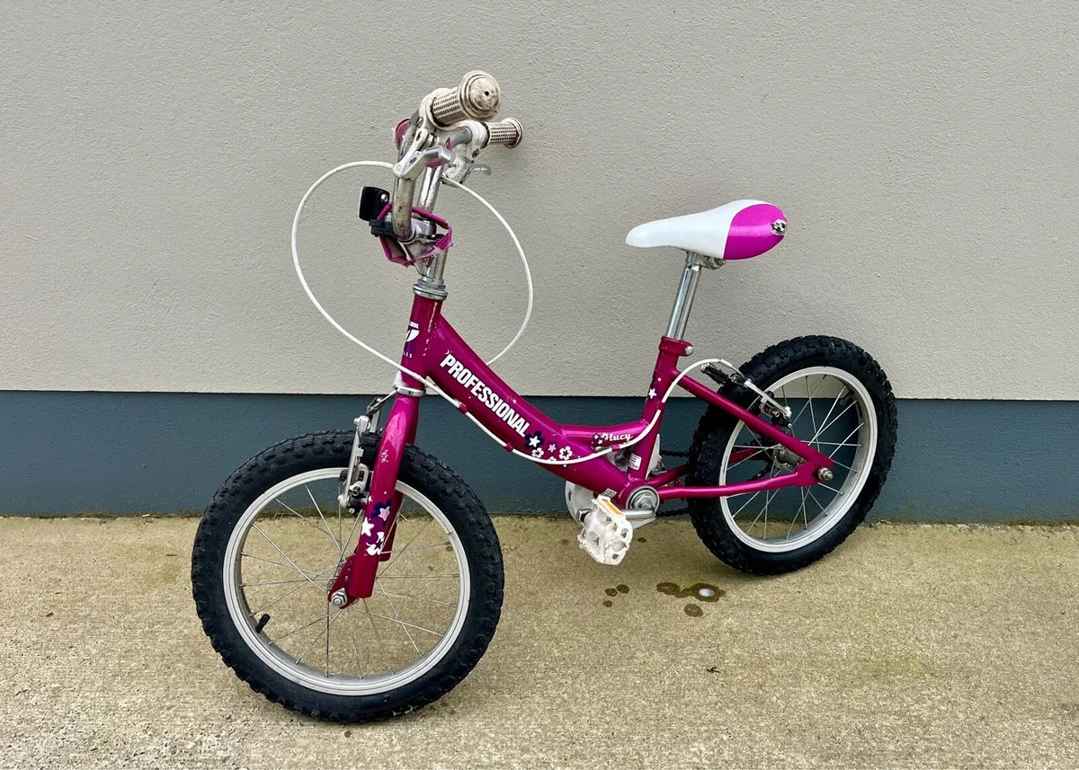 Girl’s bicycle - Image 1