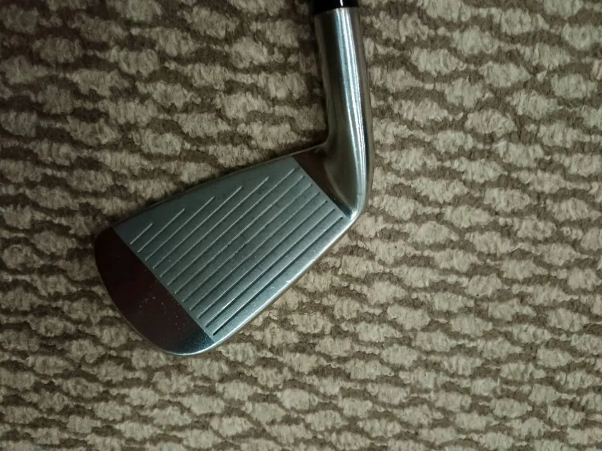 Mizuno Comp EZ 3 Iron. - Image 4