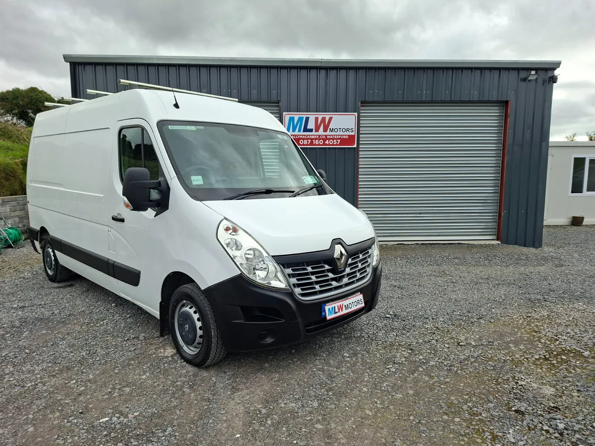 Renault Master 191 2.3 TD  Excellent Condition Van - Image 1