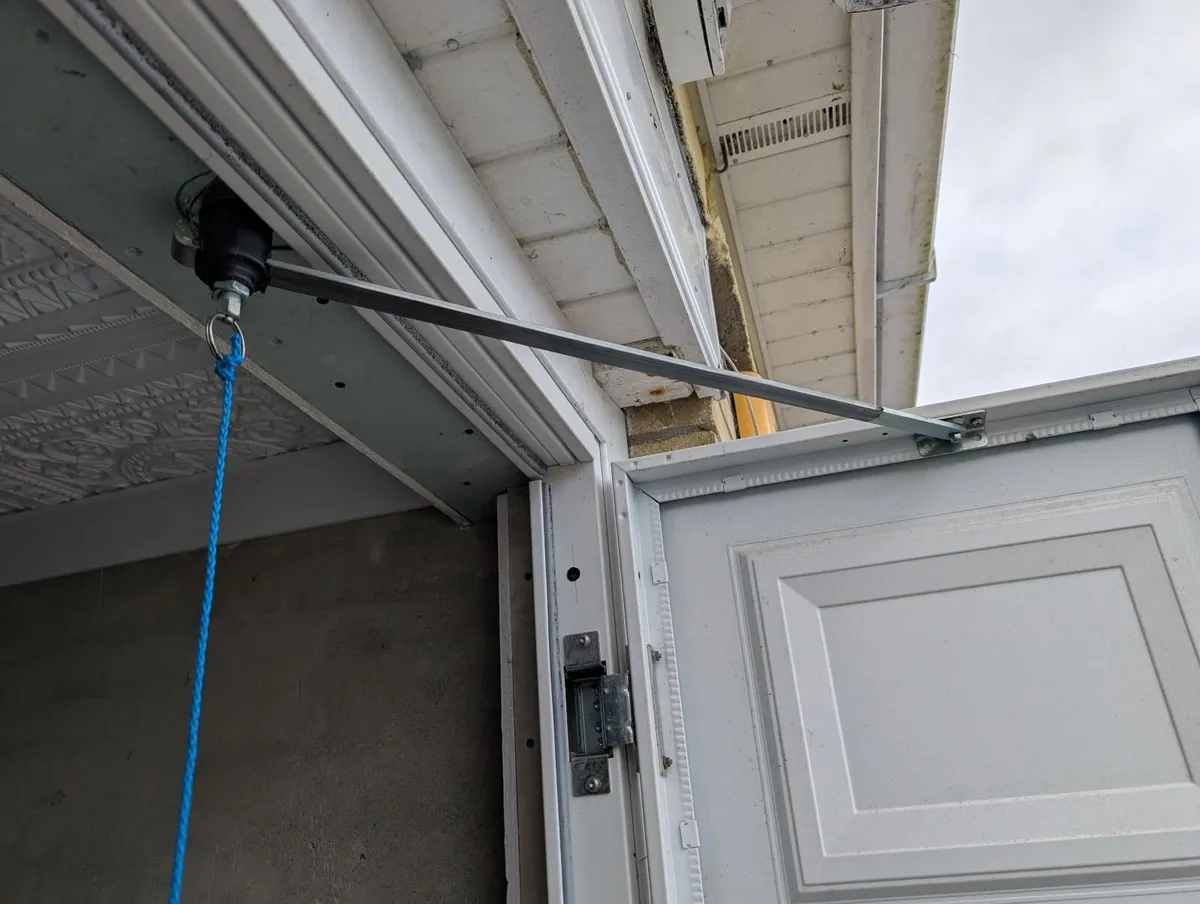 Garage doors - Image 4