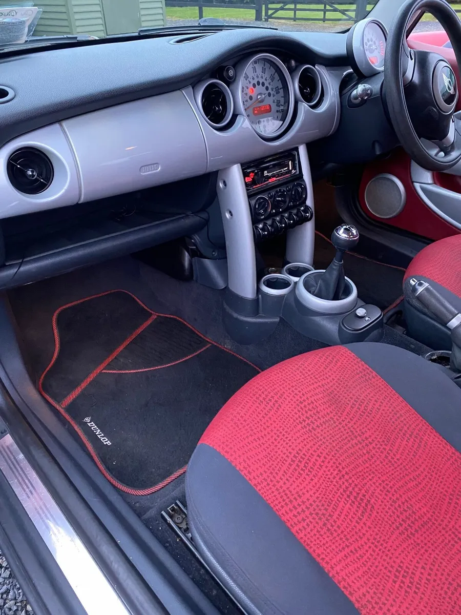 Mini Cooper 2004 - Image 4