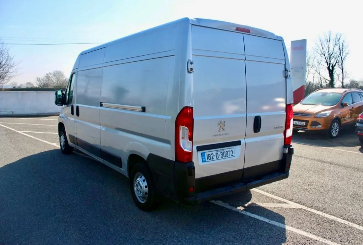 * TAX & TEST *2018 Peugeot Boxer L3 H2 HDi 335 Pro - Image 2
