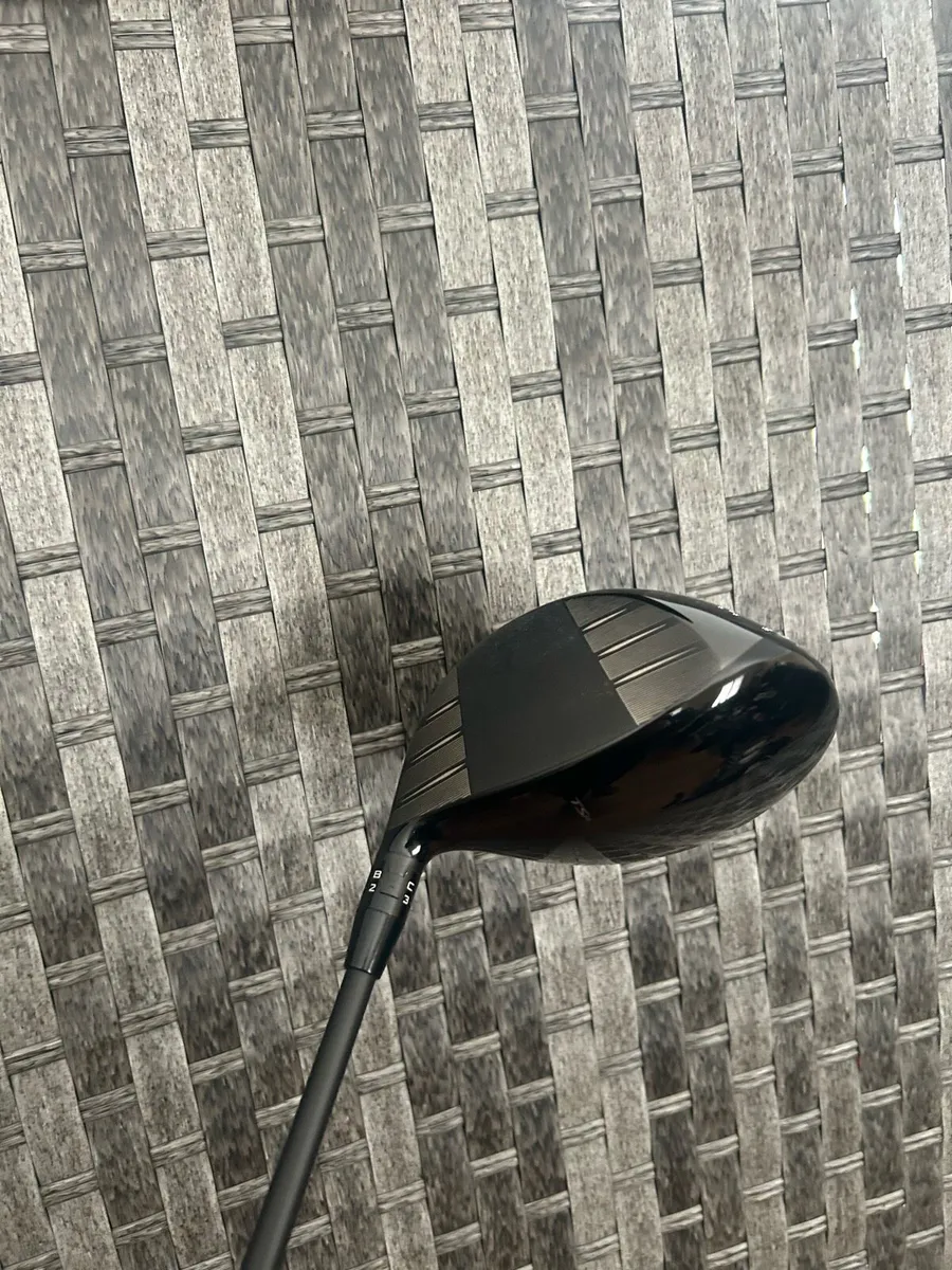 Titleist TSR 2 Driver - Image 2