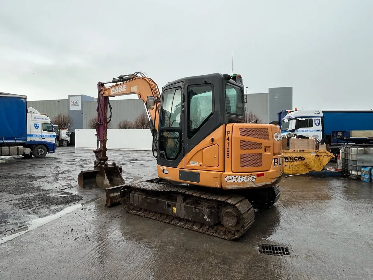 2018 Case 8 tonne digger - Image 1
