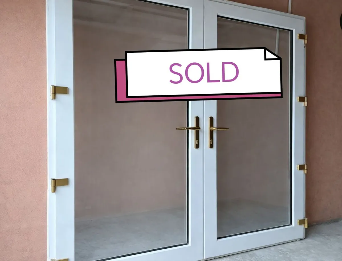 🐇🥚HIGH QUALITY FRENCH PATIO DOOR AVAILABLE🥚🐇