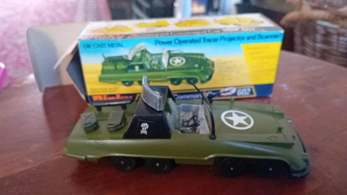 Dinky 602 Armoured Command Car ,MIB - Image 2