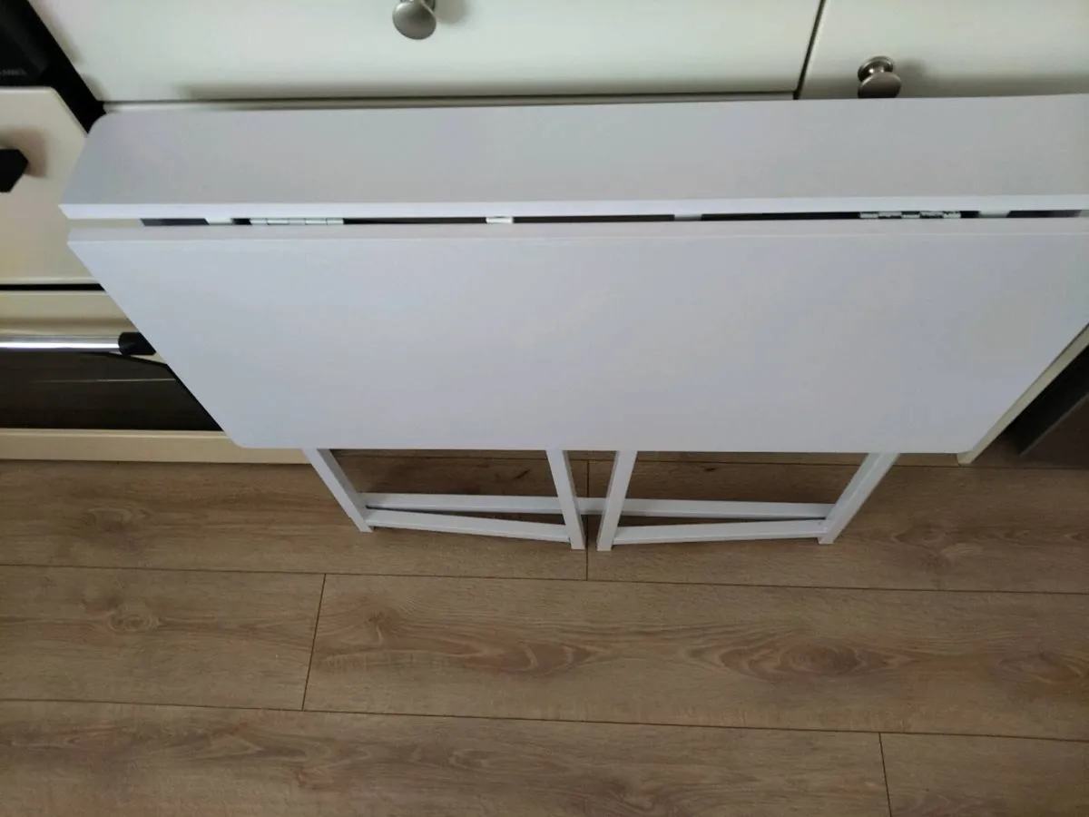 White fold-up desk - Image 4