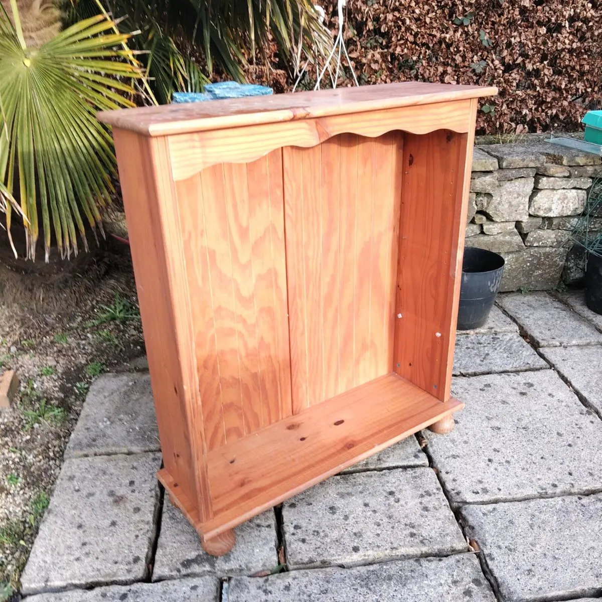 Pine bookshelf - Image 1