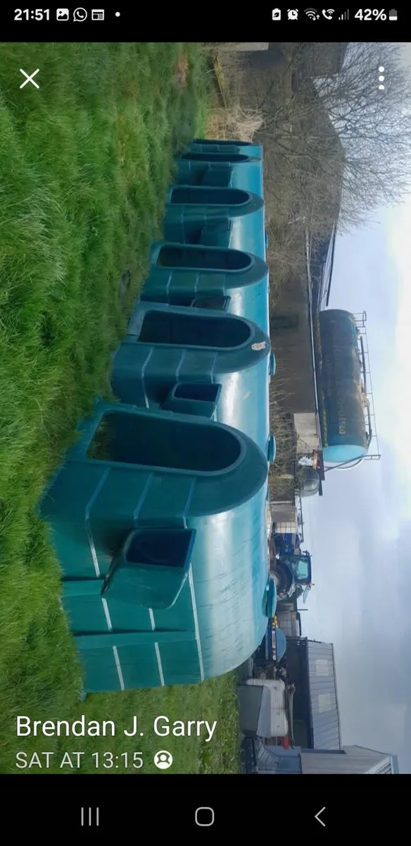 JFC calf hutch - Image 1