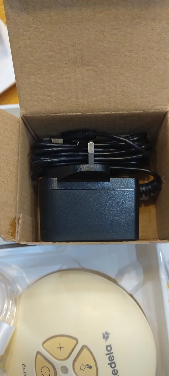 Medela breast pump - Image 3