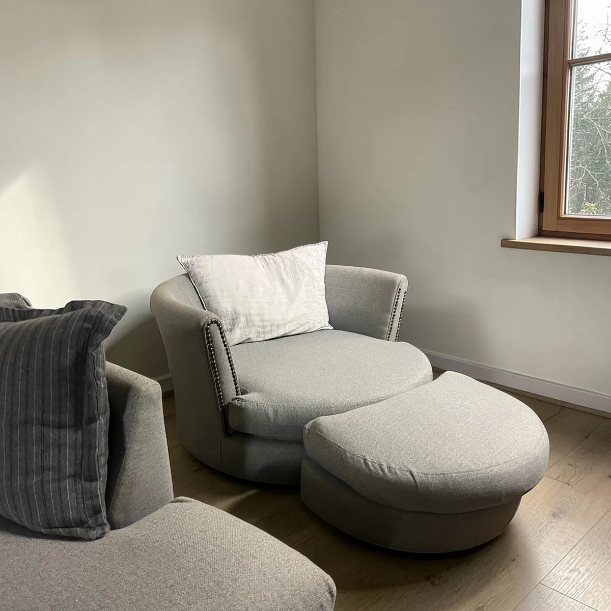 Large DFS grey corner sofa set with chair - Image 3