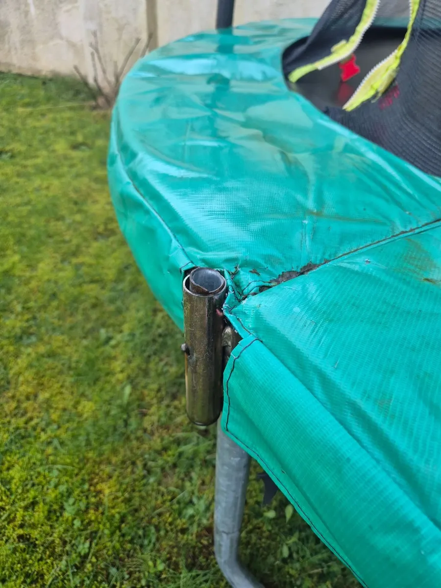Free Trampoline - Image 3