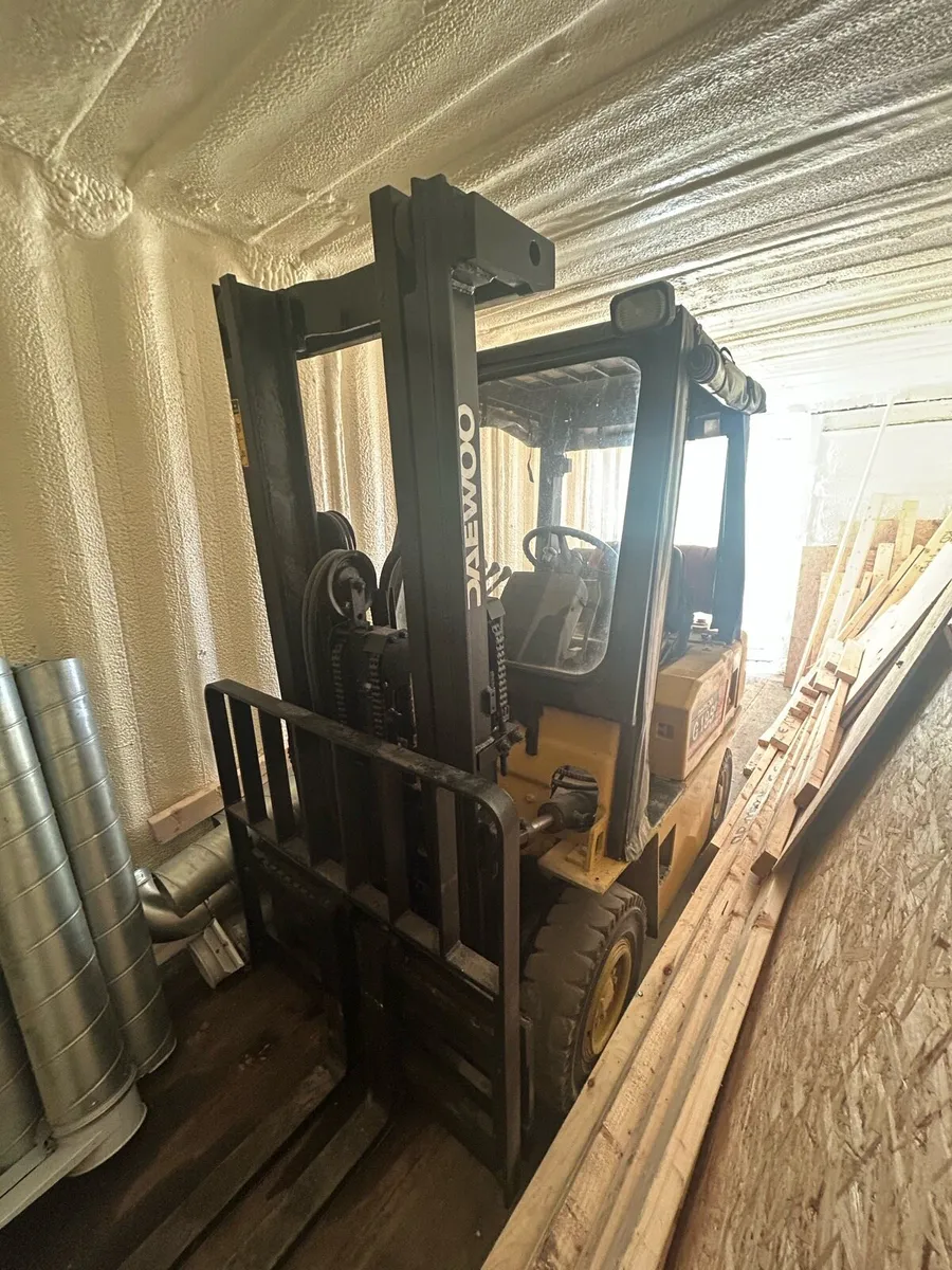 Daewoo Forklift - Image 1