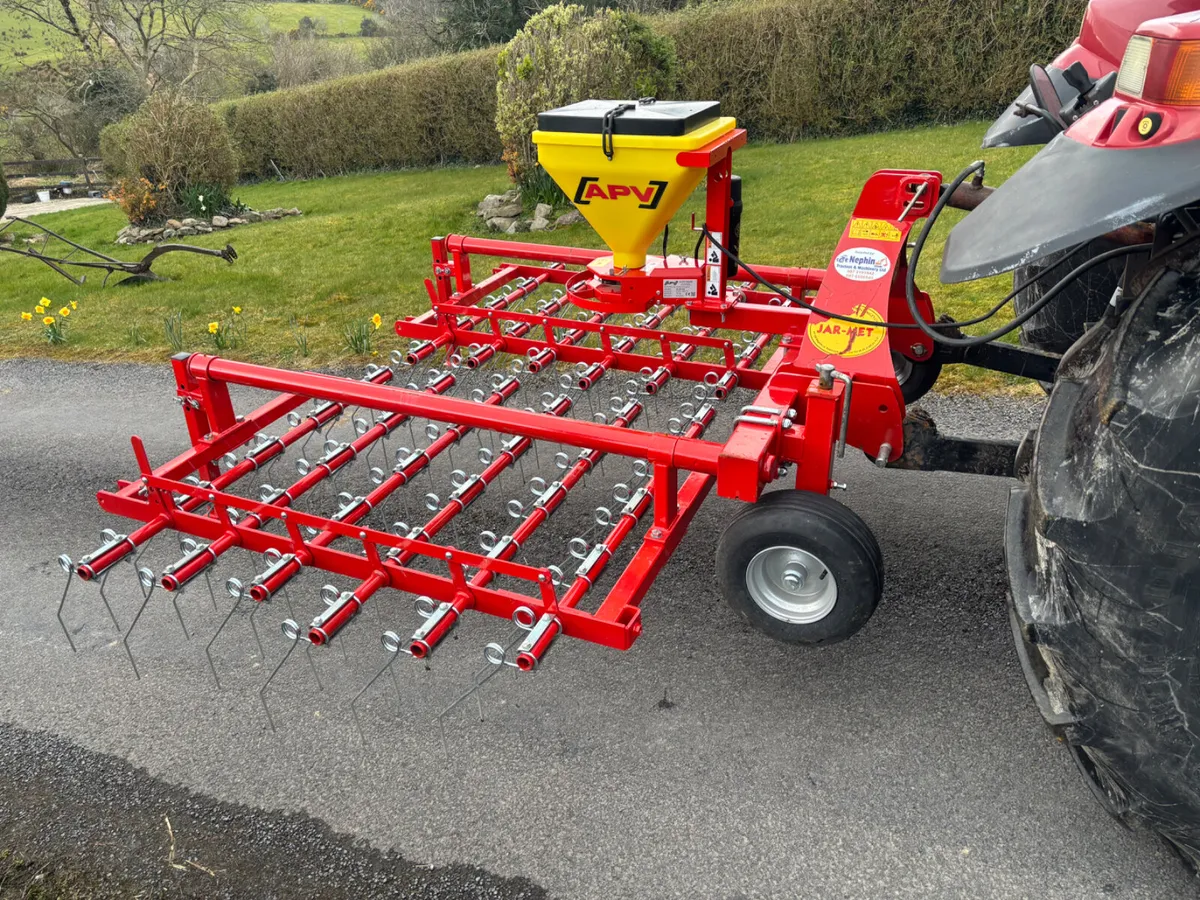 3 Metre Spring Tine Harrow C/W Seeder - Image 4