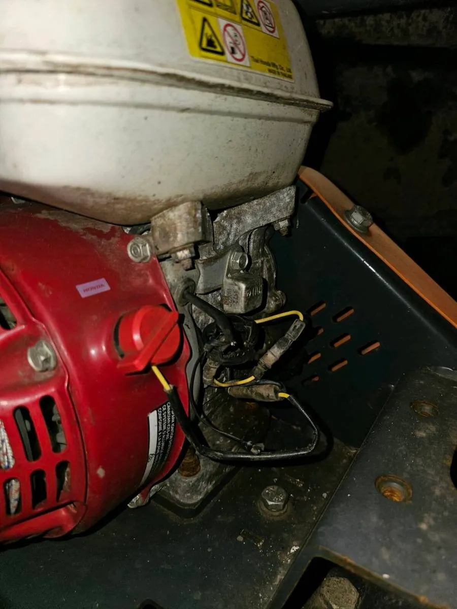 Belle FC4000ETP  Vibratory Plate Compactor - Image 4