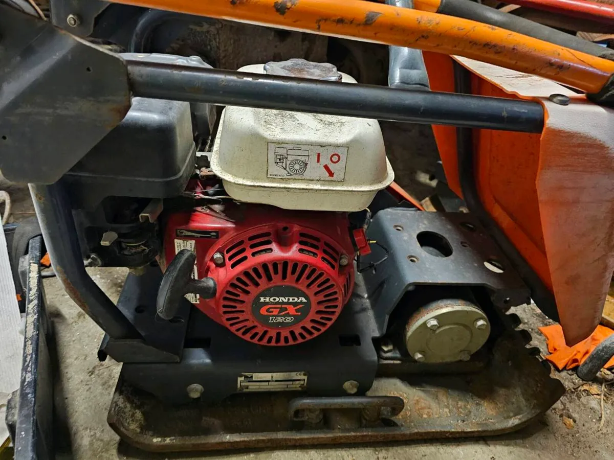 Belle FC4000ETP  Vibratory Plate Compactor - Image 1